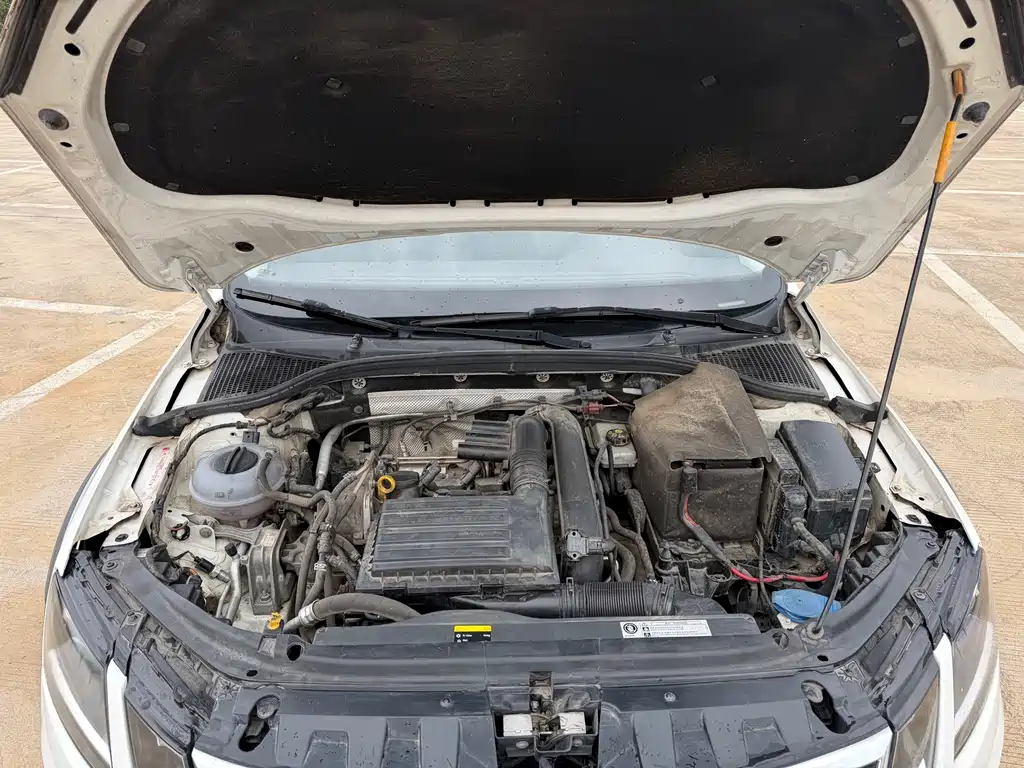 Skoda Octavia — фото 10