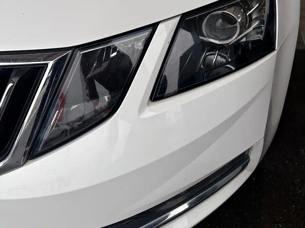 Skoda Octavia — фото 5