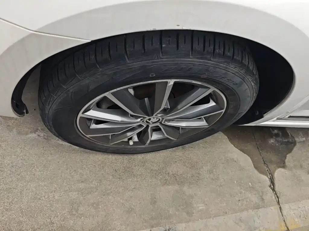 Skoda Octavia — фото 23