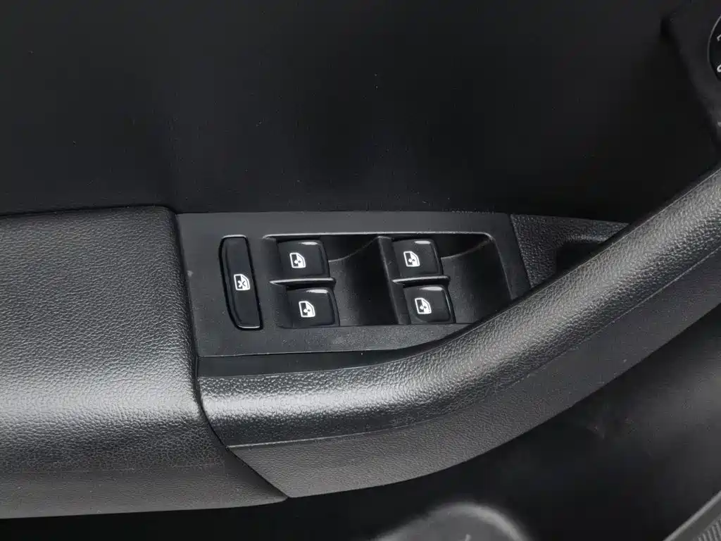 Skoda Octavia — фото 9