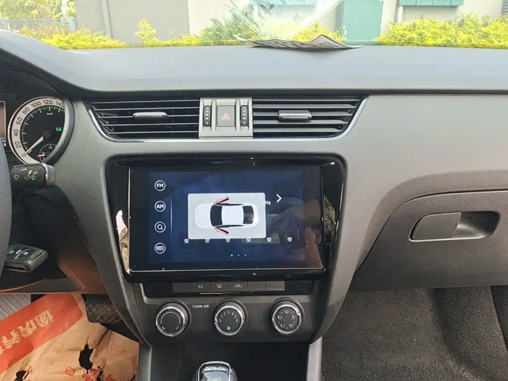 Skoda Octavia — фото 13