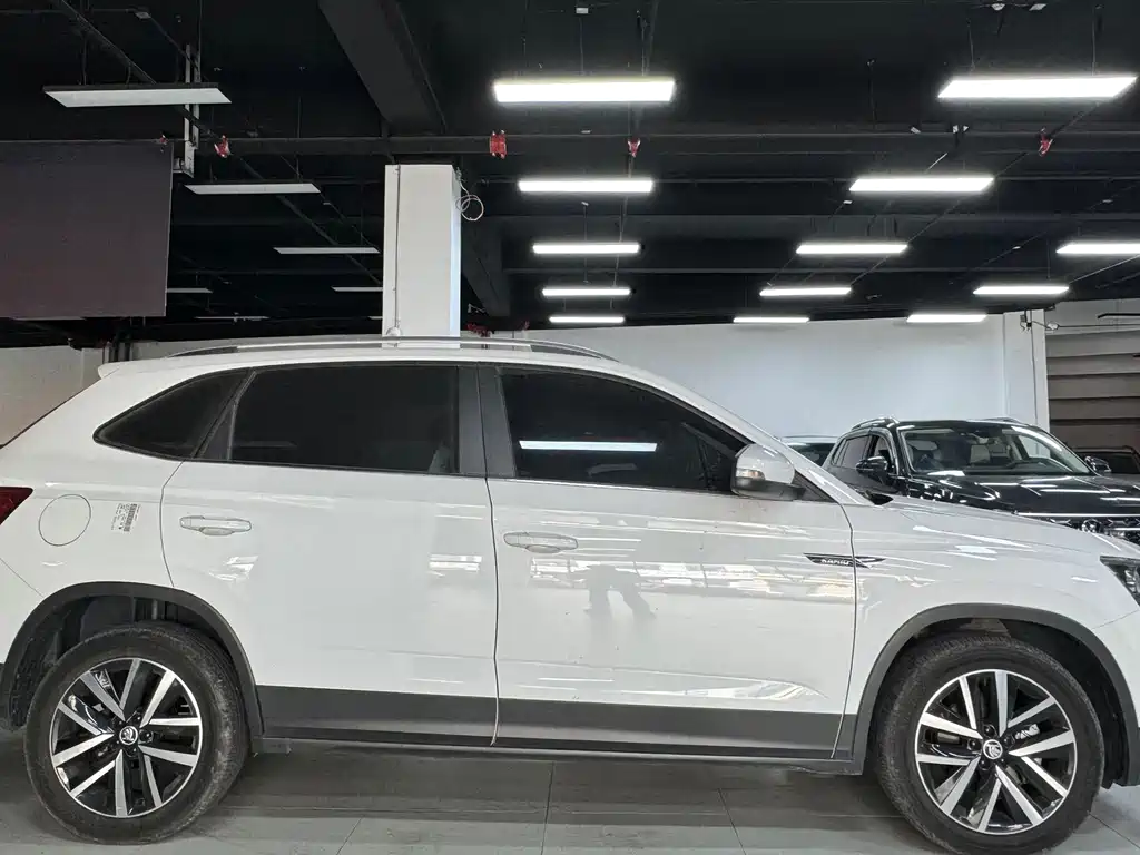 Skoda Kamiq — фото 4