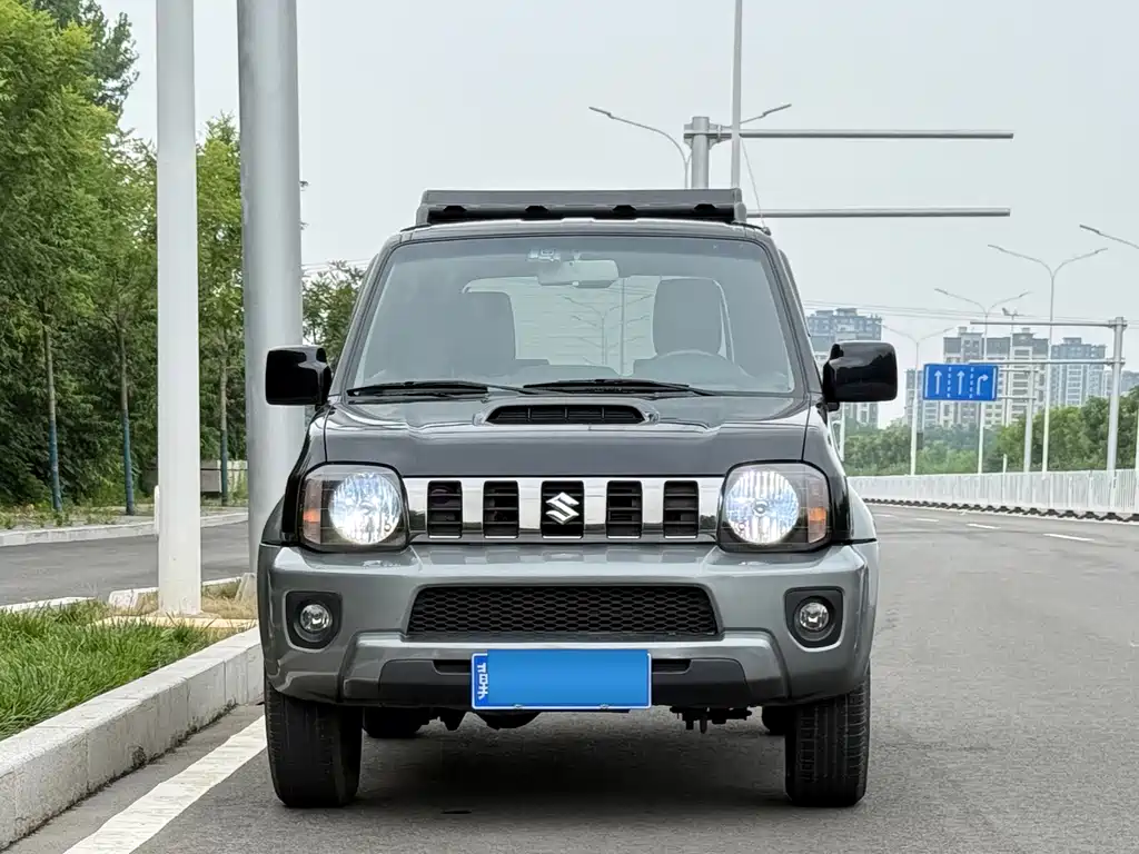 Suzuki Jimny — фото 2