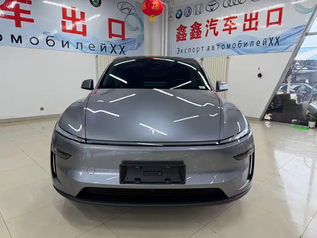 Tesla Model Y — фото 2