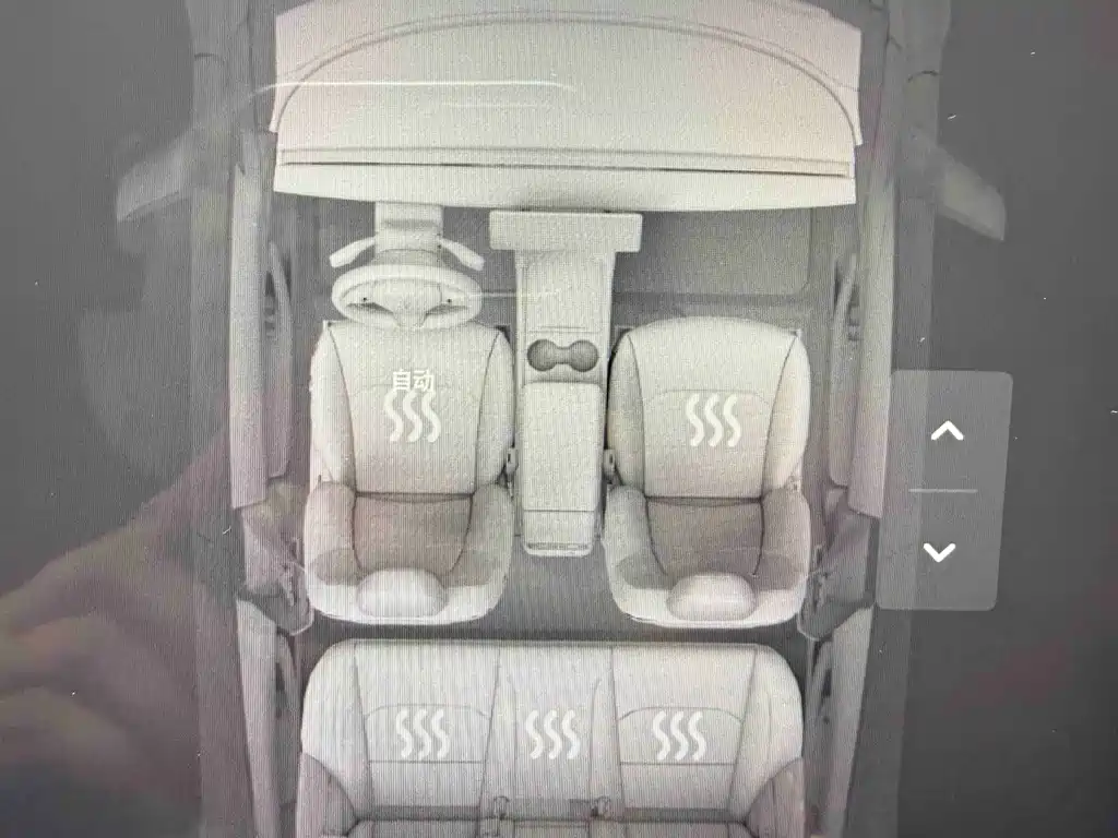 Tesla Model 3 — фото 11