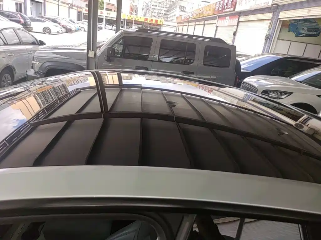 Tesla Model Y — фото 21
