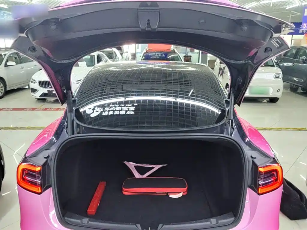 Tesla Model 3 — фото 19