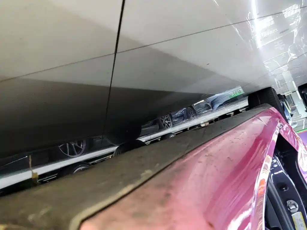 Tesla Model 3 — фото 21