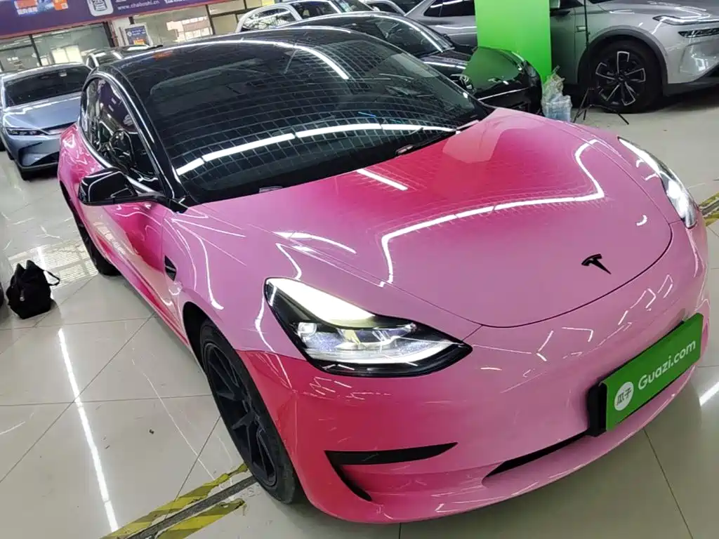 Tesla Model 3 — фото 4