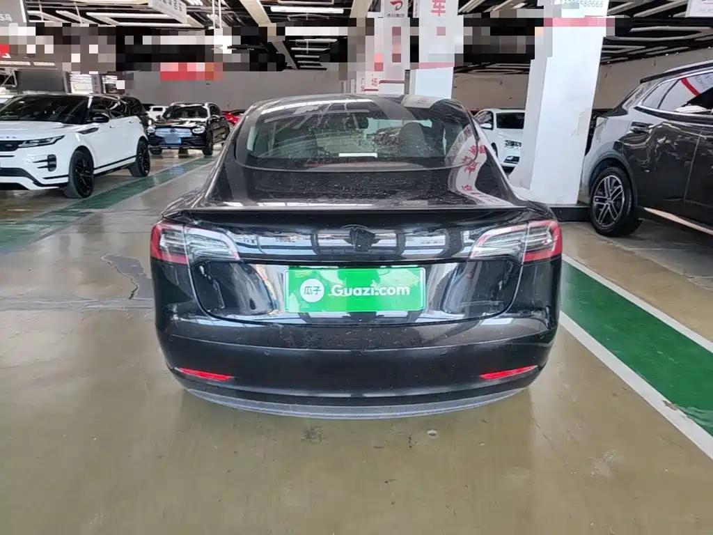 Tesla Model 3 — фото 6