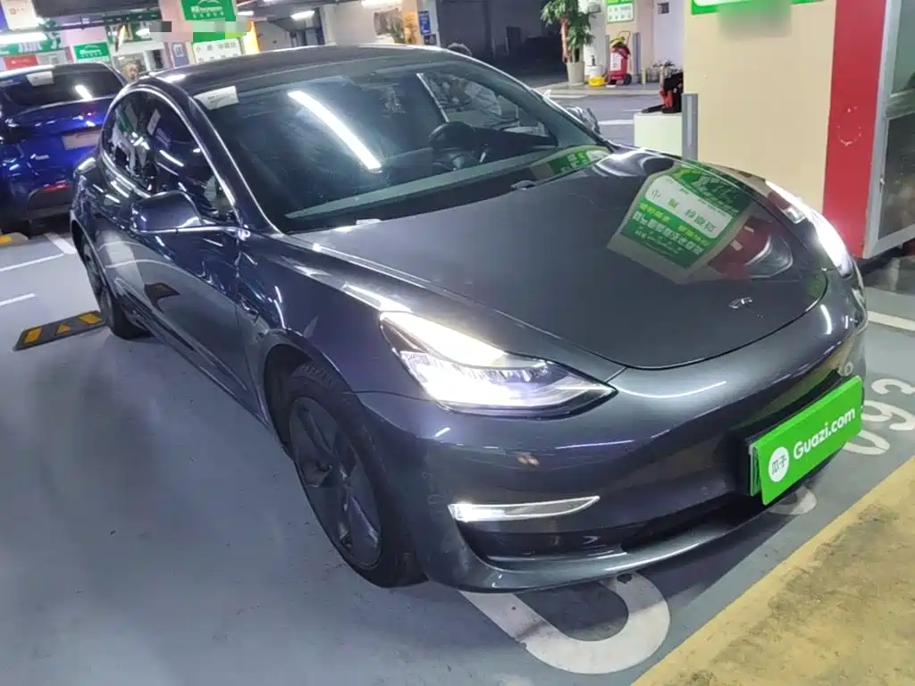 Tesla Model 3 — фото 4