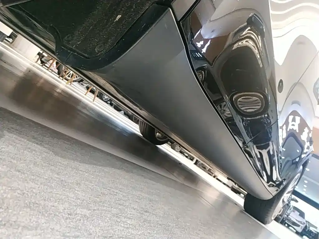 Tesla Model Y — фото 21