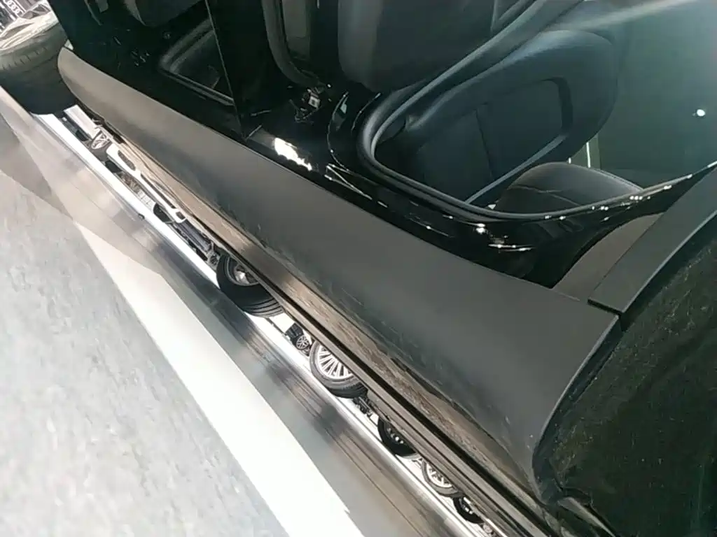 Tesla Model Y — фото 22