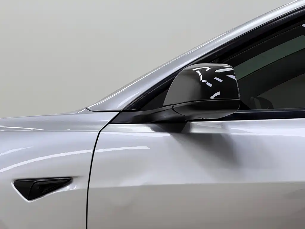 Tesla Model 3 — фото 11