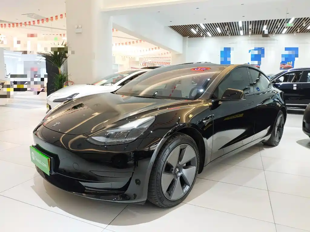 Tesla Model 3 — фото 2