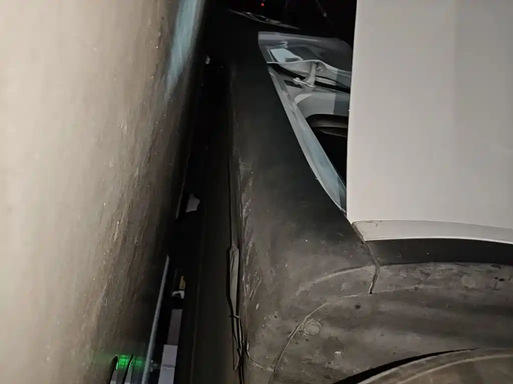 Tesla Model Y — фото 21