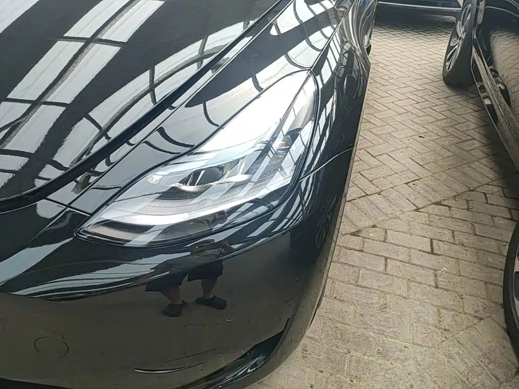 Tesla Model Y — фото 24
