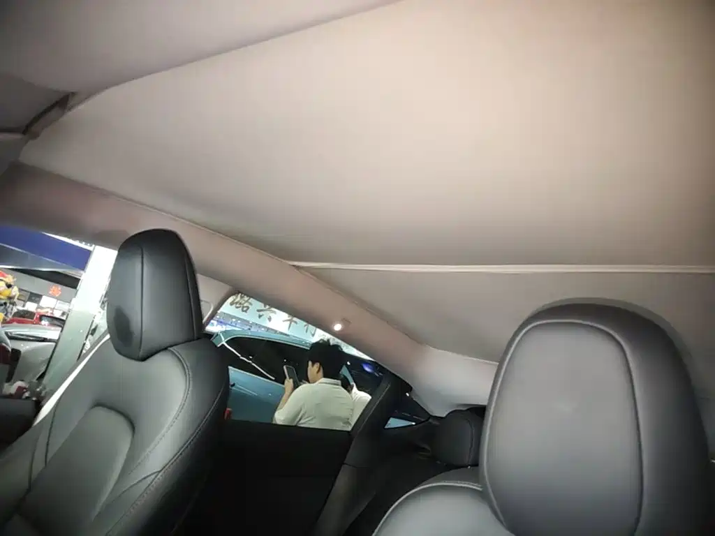 Tesla Model Y — фото 18