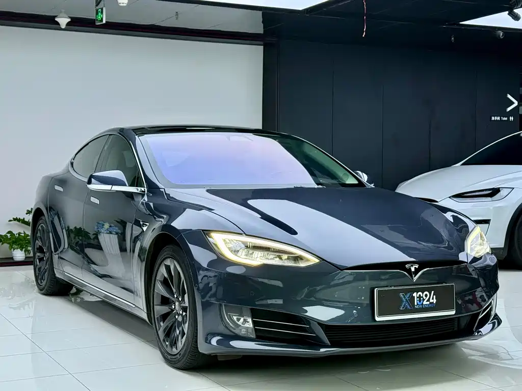 Tesla Model S — фото 3