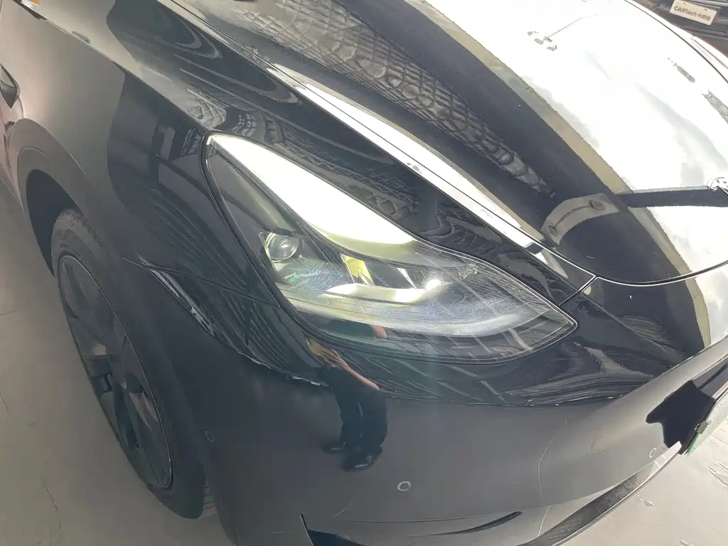 Tesla Model Y — фото 26