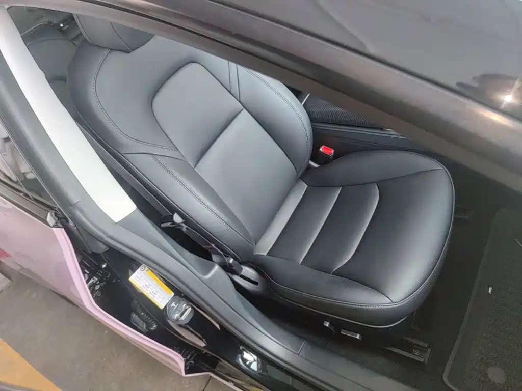 Tesla Model 3 — фото 25