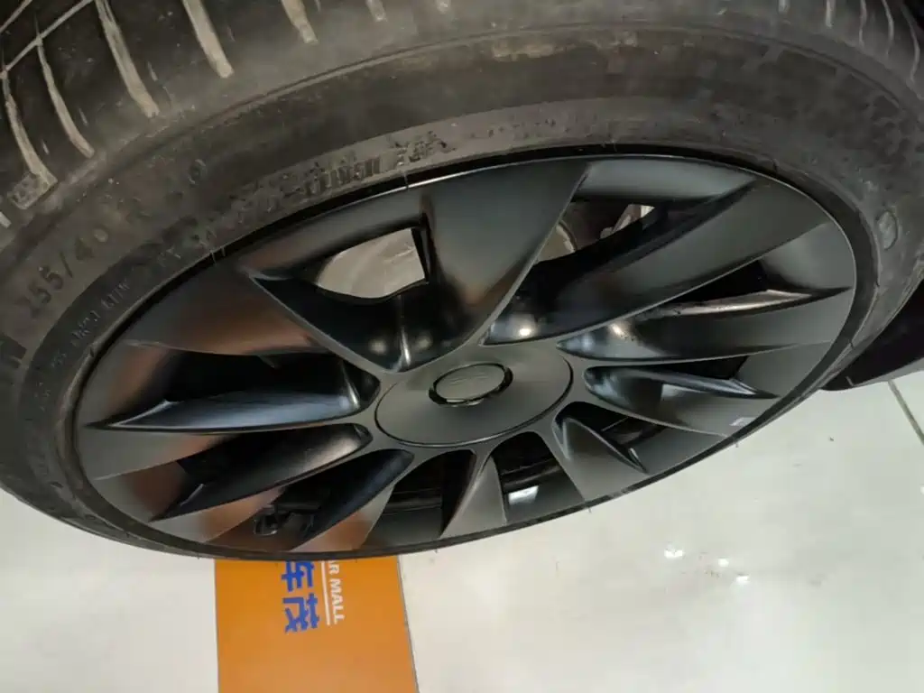 Tesla Model Y — фото 23