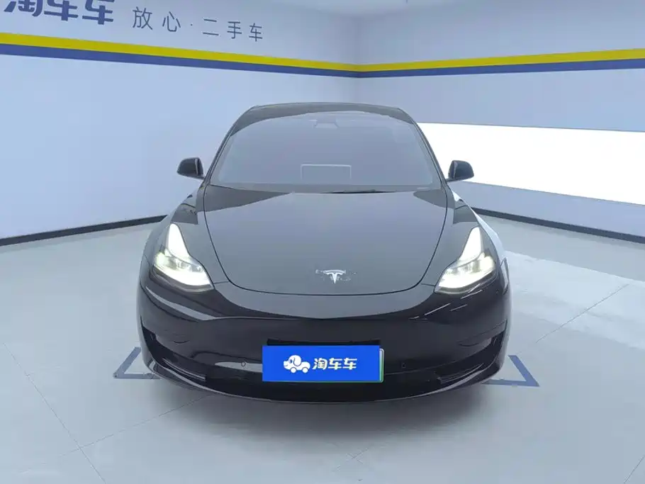 Tesla Model 3 — фото 2