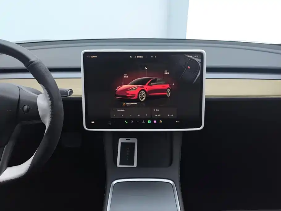 Tesla Model 3 — фото 13