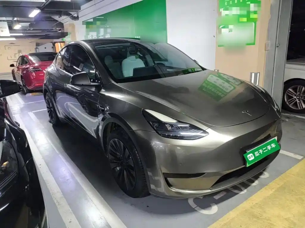 Tesla Model Y — фото 4