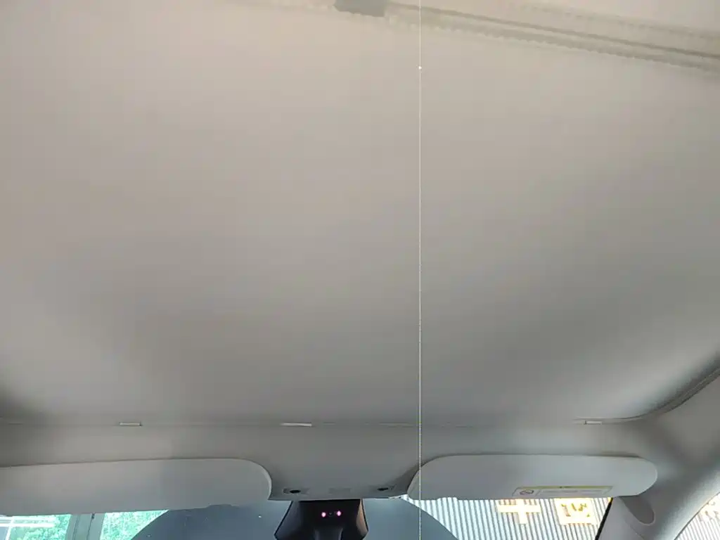 Tesla Model Y — фото 18