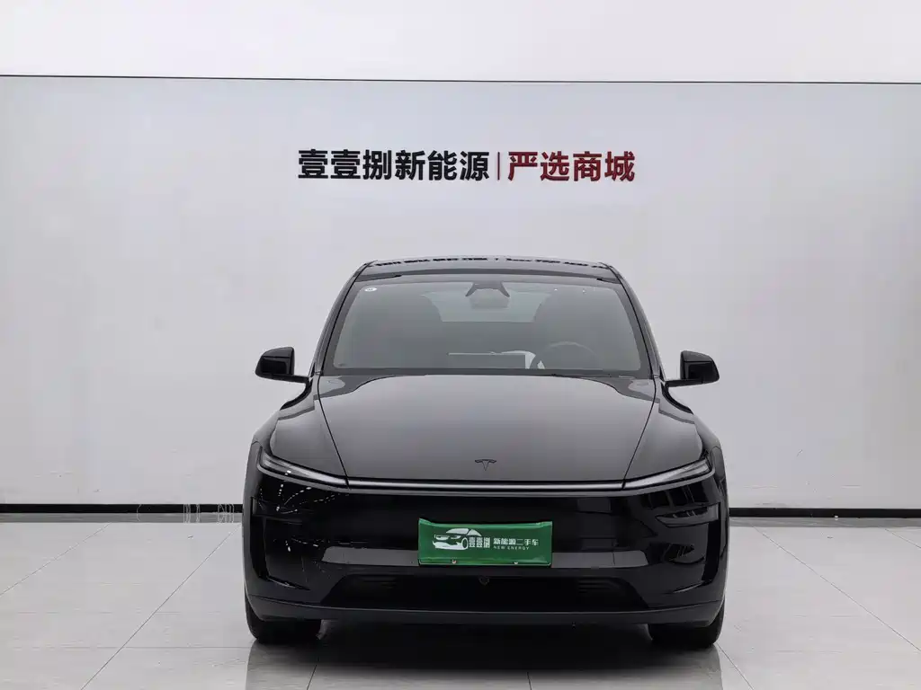 Tesla Model Y L — фото 2