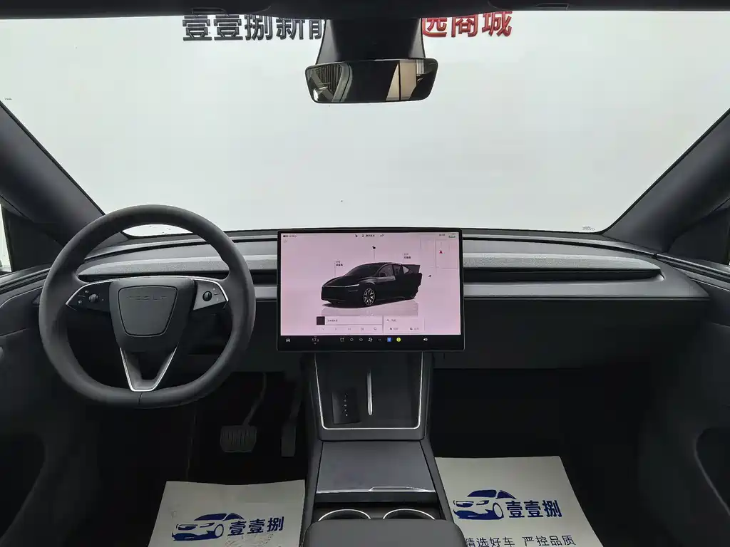 Tesla Model Y L — фото 4