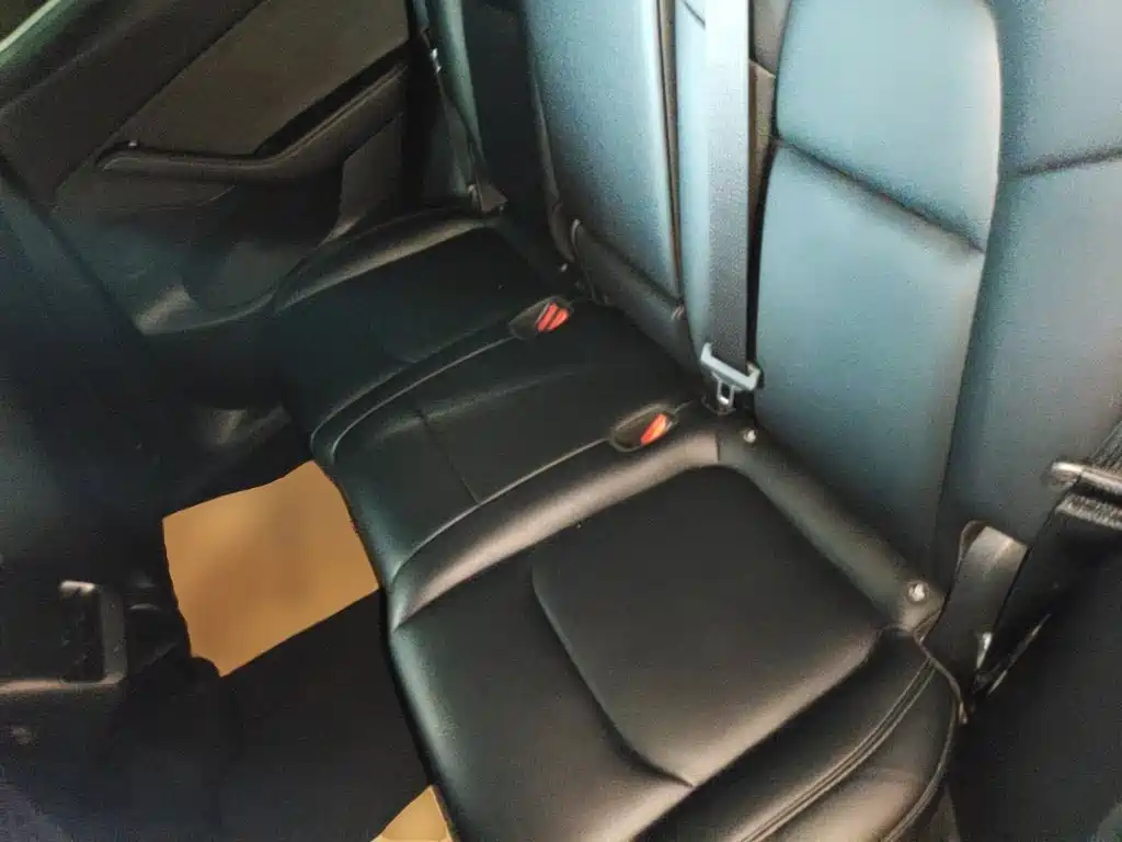 Tesla Model Y — фото 17
