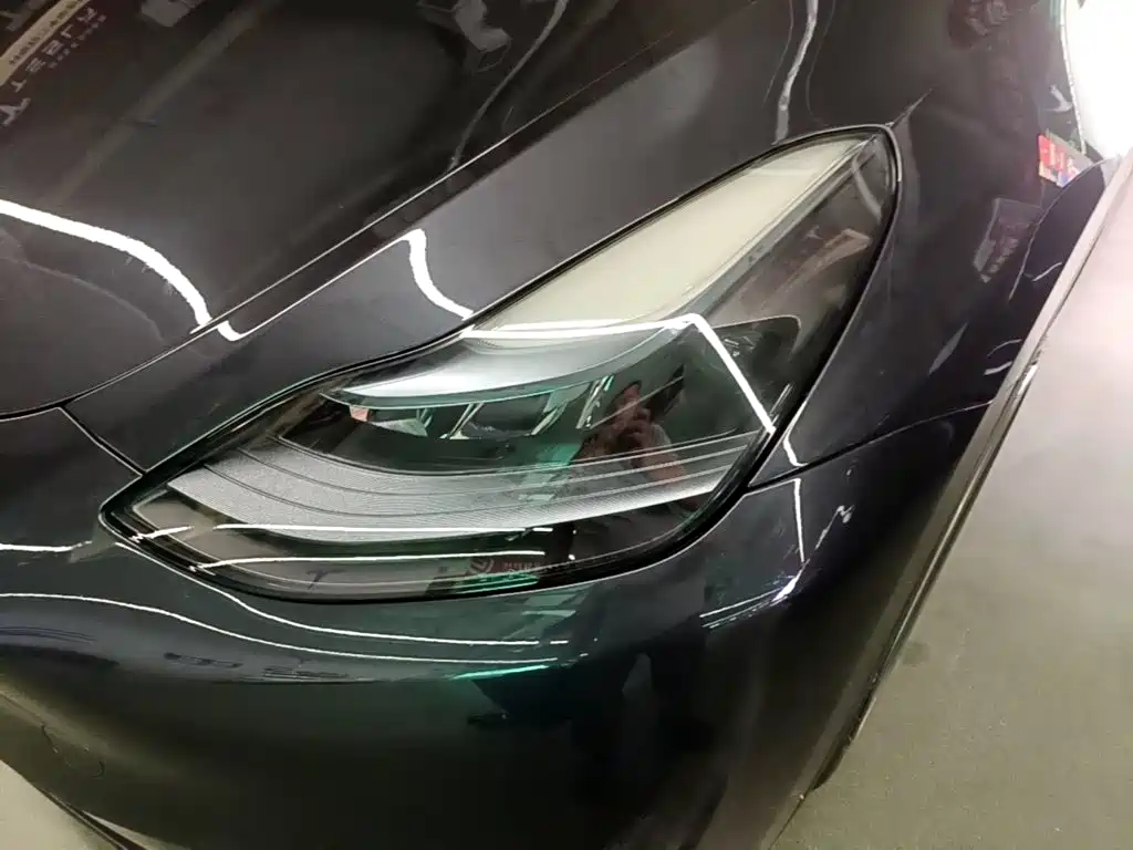 Tesla Model Y — фото 24