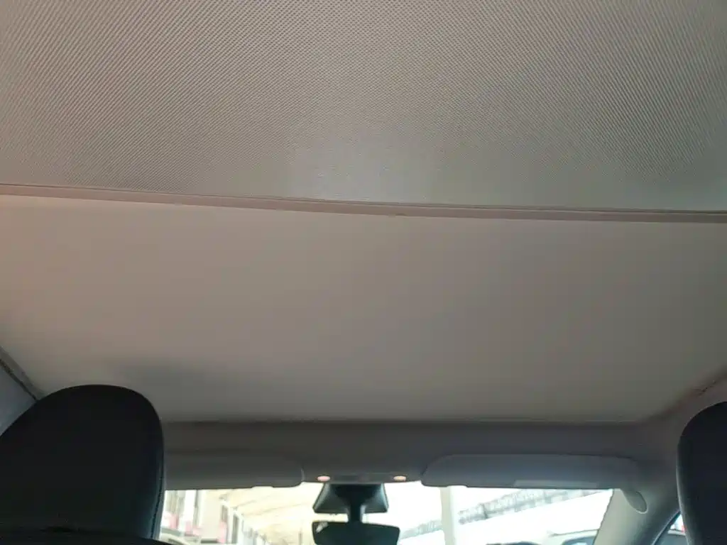 Tesla Model Y — фото 18