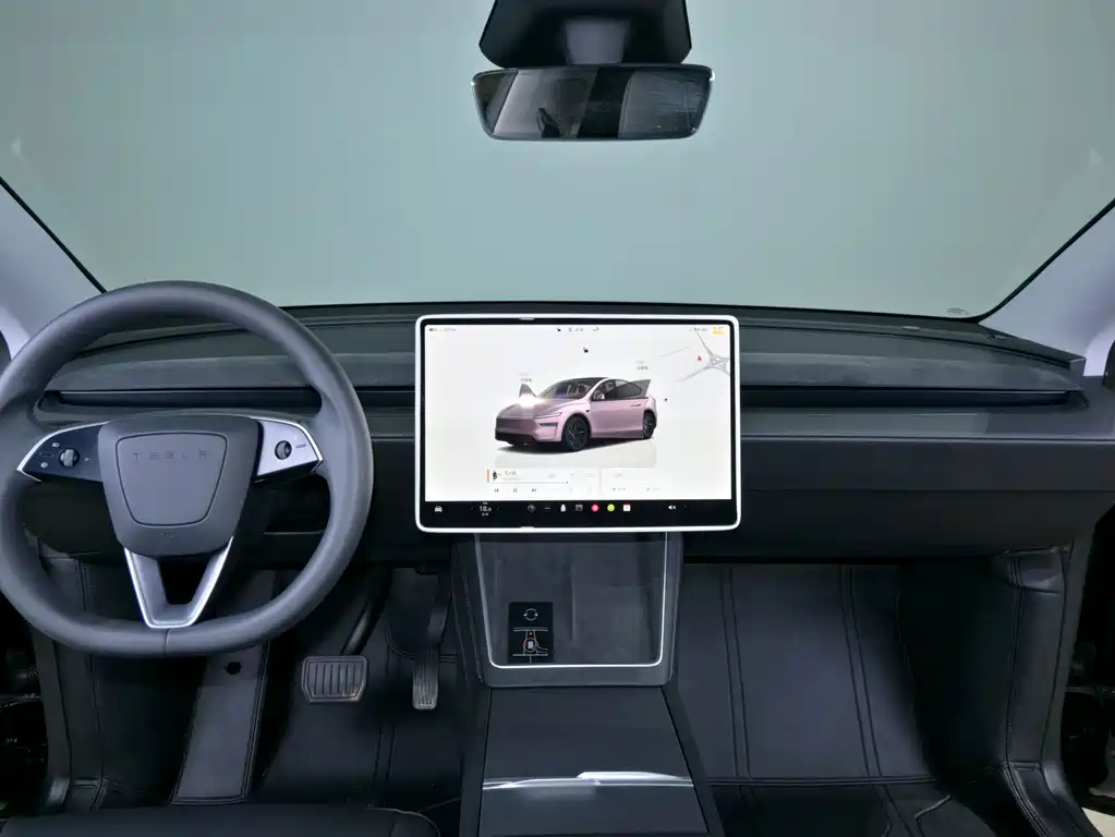 Tesla Model Y — фото 5