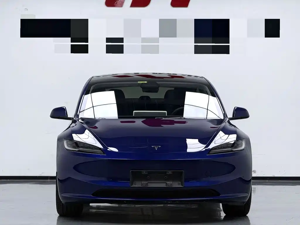 Tesla Model 3 — фото 2