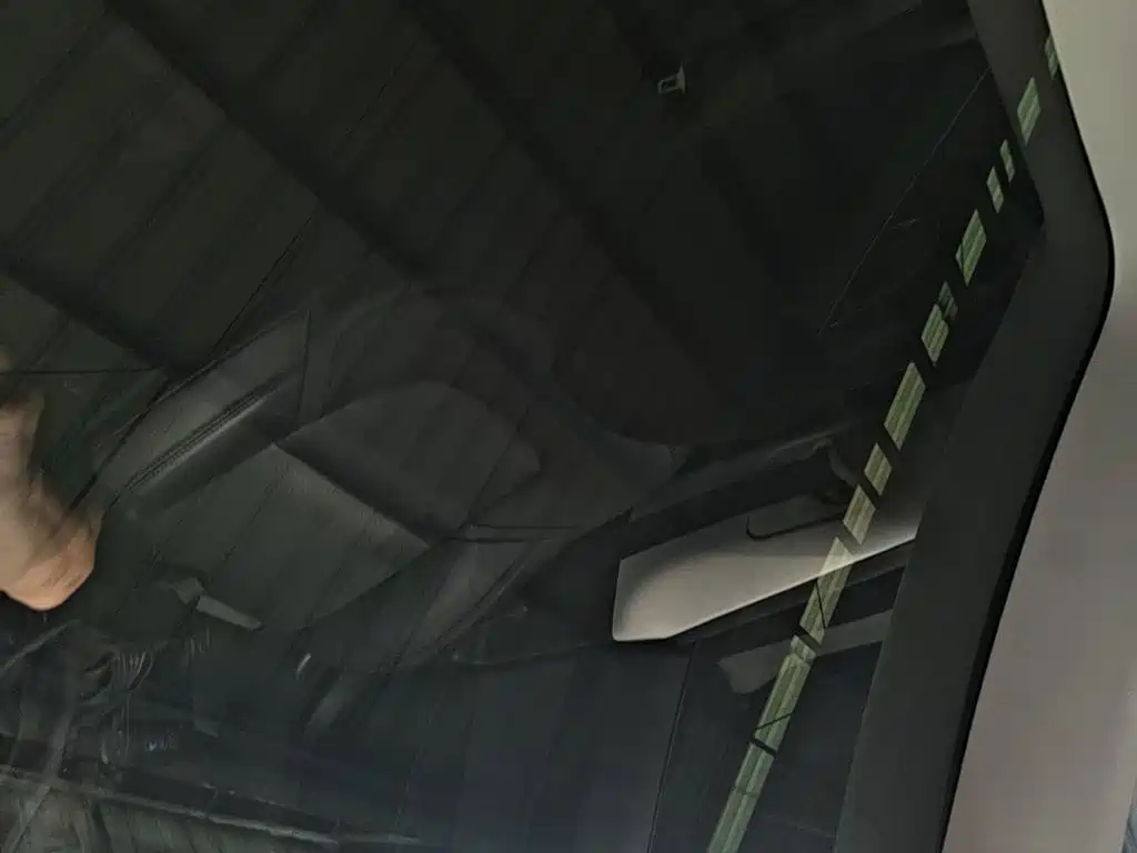 Tesla Model 3 — фото 18