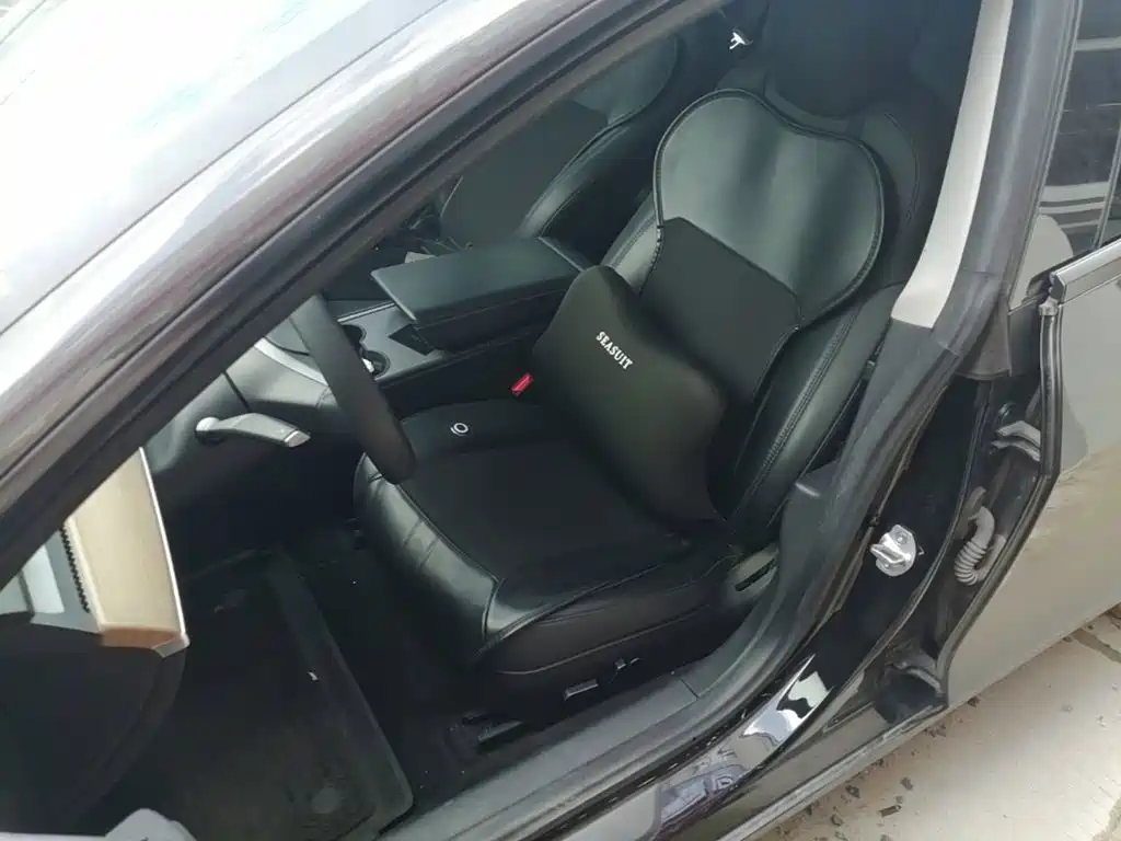 Tesla Model 3 — фото 15