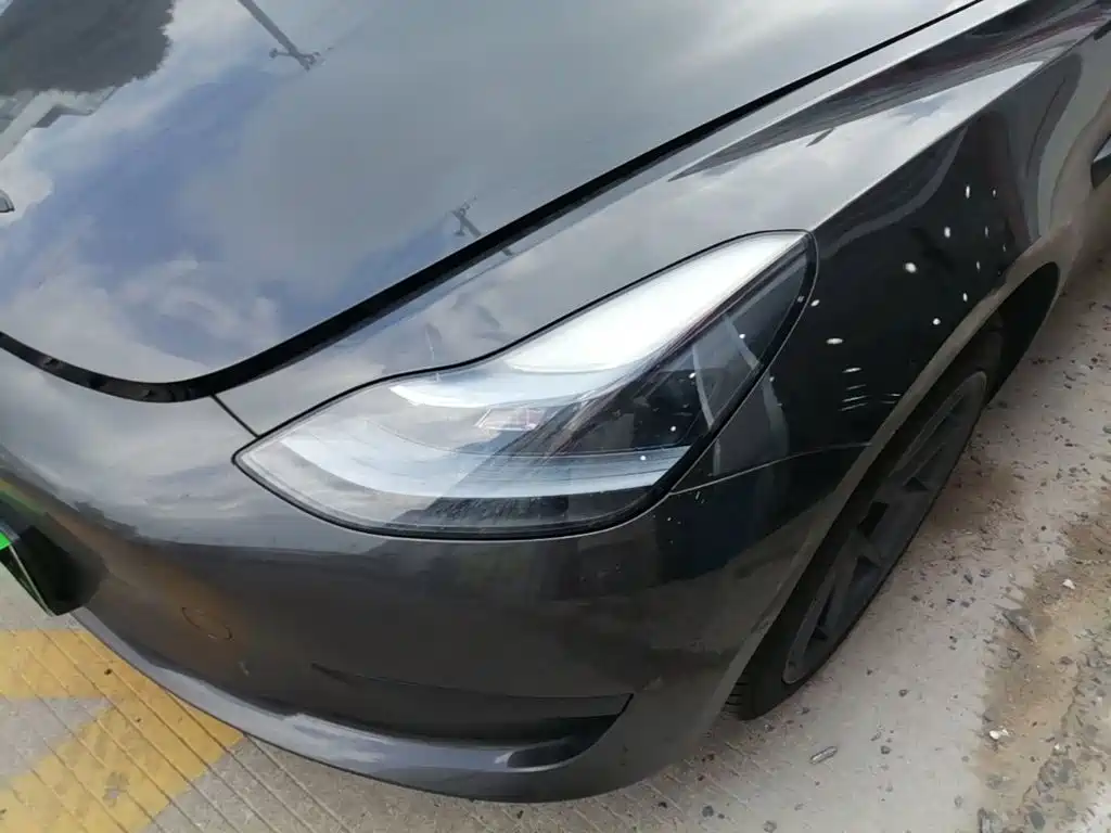 Tesla Model 3 — фото 24