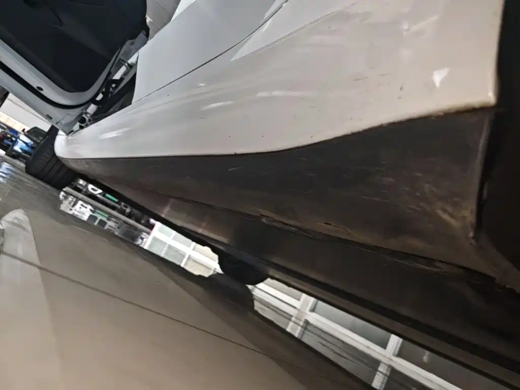 Tesla Model 3 — фото 22