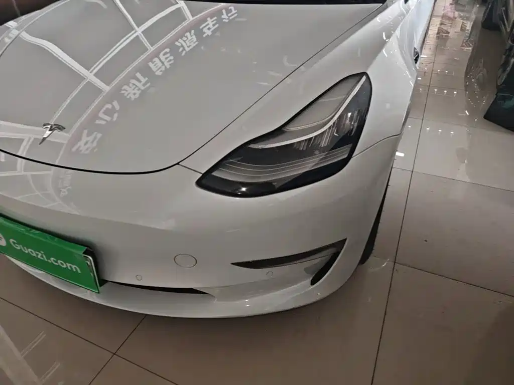 Tesla Model 3 — фото 24