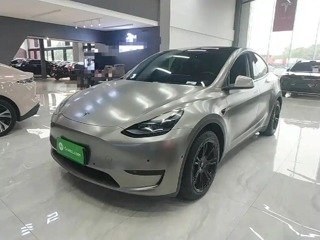 Tesla Model Y — фото 2