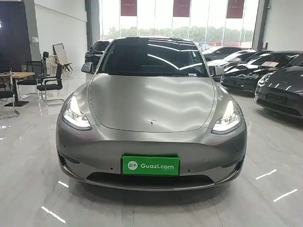 Tesla Model Y — фото 3