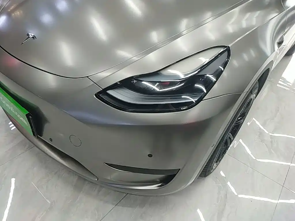 Tesla Model Y — фото 24