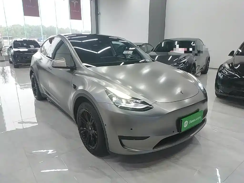 Tesla Model Y — фото 4