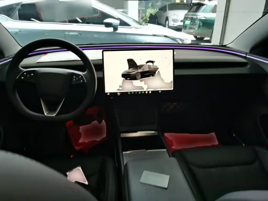 Tesla Model 3 — фото 10