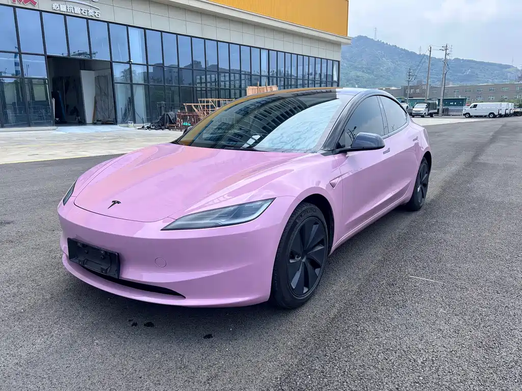 Tesla Model 3 — фото 3