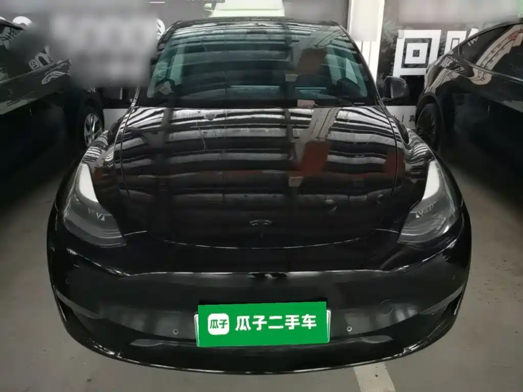 Tesla Model Y — фото 3