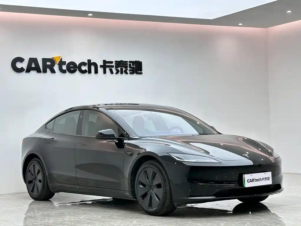 Tesla Model 3 — фото 6
